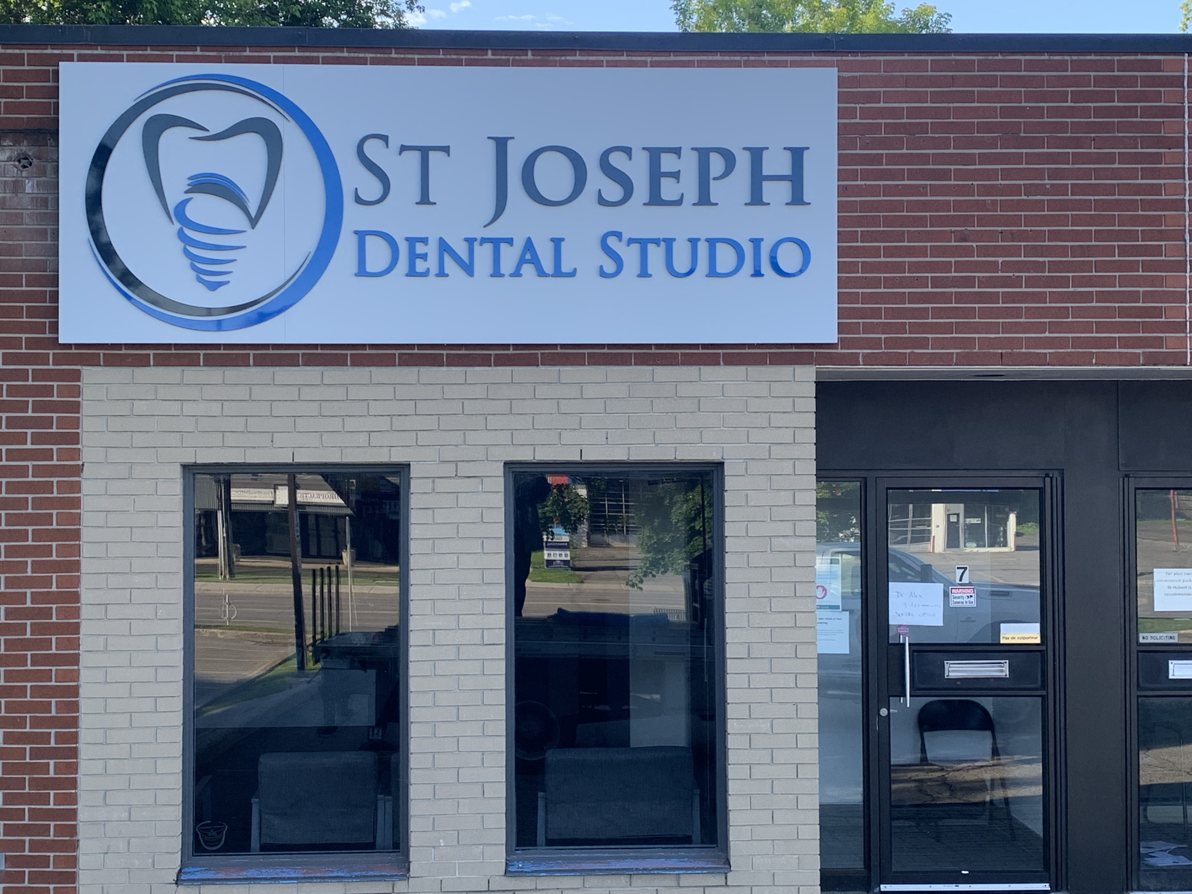 Robertson Family Dentistry - Interior 3D Signage